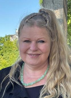 Ik ben Esmee van jouwcoachlijn.com